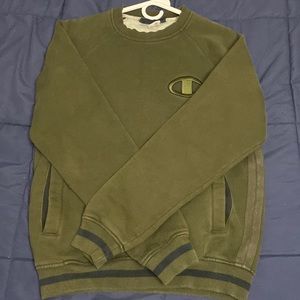 Great condition vintage olive green champion sweatshirt